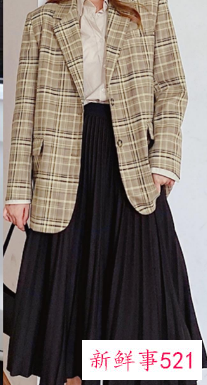 连衣裙怎样搭配外套