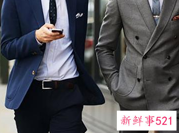 男人穿皮鞋配什么裤子好看