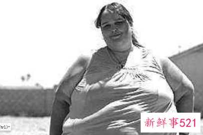 世界上最胖的人1400斤还嫌不够胖