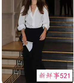 夏季穿白色还是黑色