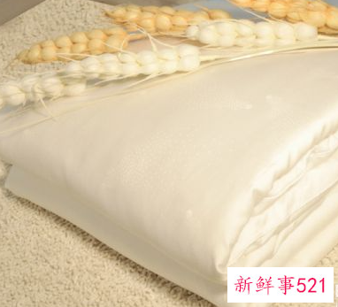 蚕丝被怎么保养方法