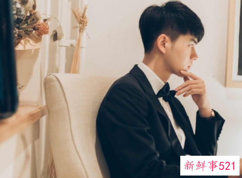 如何吸引富婆的注意