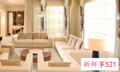 卧室吸顶灯怎么拆