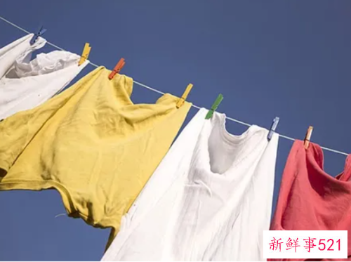 梦见把衣服挂起来