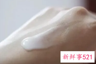 身体乳擦了很粘怎么办