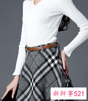 格子半身裙怎么搭配秋冬