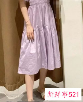 紫色连衣裙搭配什么颜色的鞋子好看