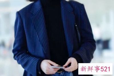 小香风外套是正装吗