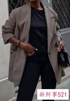 皮肤白穿什么颜色最美