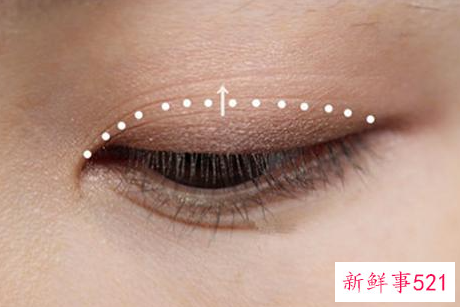 初学者淡妆眼影画法