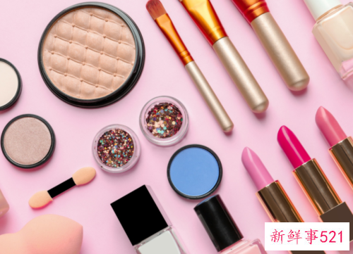 粉色眼影怎么涂好看