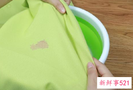 床单上的血渍怎样清除