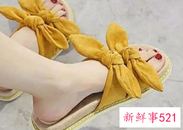 夏天短裙配什么鞋子好看