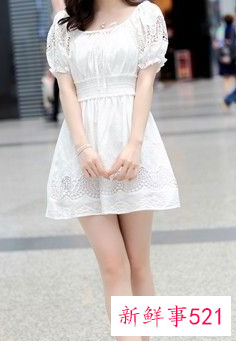 胸前有褶皱的衣服显胸大吗