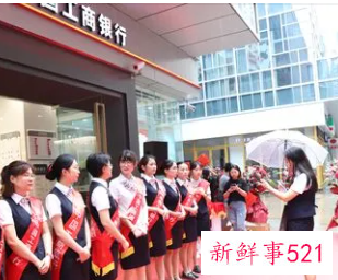 礼仪人员迎接领导礼仪