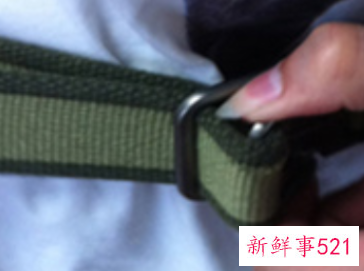 只有两个环的腰带怎么系