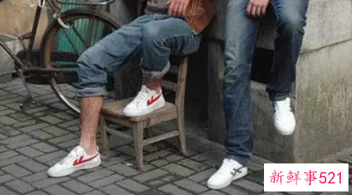 这4双帆布鞋可以驾驭一年365天搭配