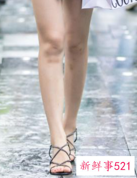 夏天穿什么凉鞋好