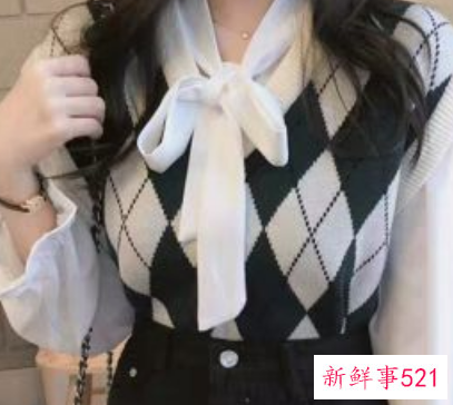 毛衣外面可以穿马甲吗