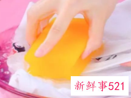 衣服上的黄渍怎么去掉