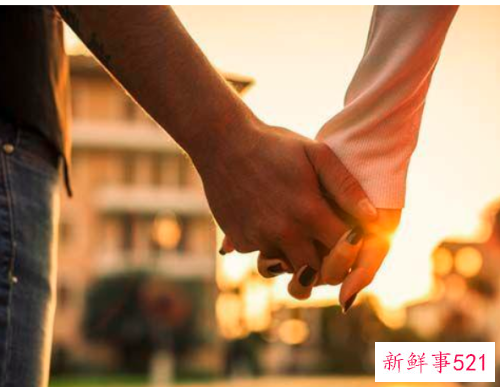 教你如何安慰你的女朋友