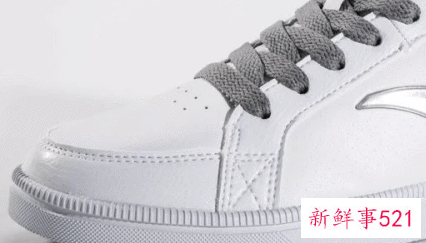 运动鞋脏了用什么擦