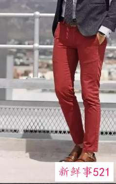 男士宽松裤子配什么鞋子好看