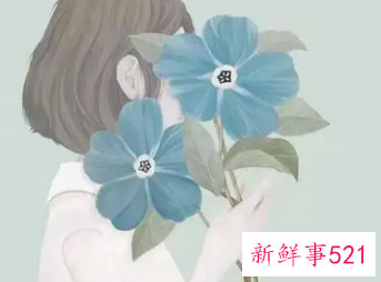 不主动不粘人的女生