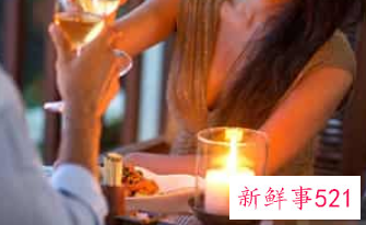 有女友的男生约我出去