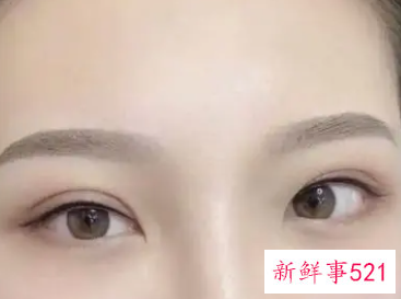 现在最流行的美瞳线图片