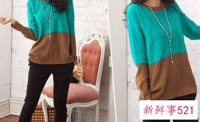 低圆领毛衣内搭配