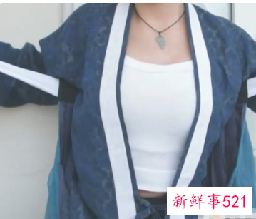 齐胸襦裙怎么穿