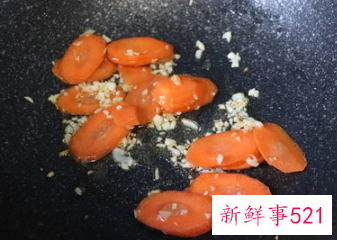 蒜炒西葫芦的家常做法