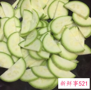 蒜炒西葫芦的家常做法