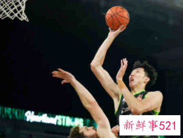 周琦直播表示将以国家队的赛事为重放弃NBA