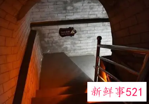 梦见地道什么意思