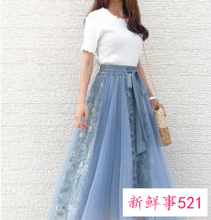 半身裙子的搭配图片