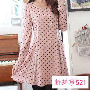 秋款连衣裙怎么搭配