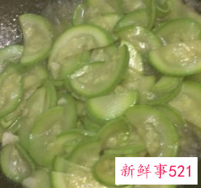 蒜炒西葫芦的家常做法