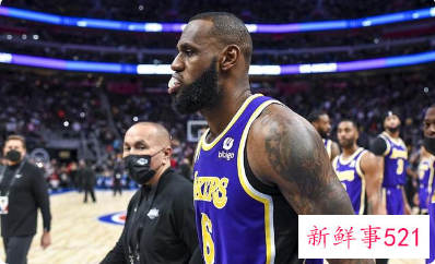 名记曝詹姆斯赛后试图再次道歉