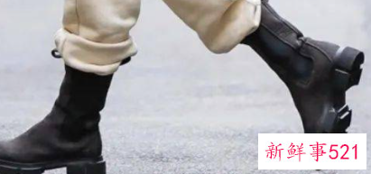 流行什么样的女马丁靴