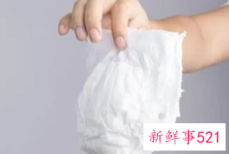 女宝宝长期使用尿不湿有什么危害