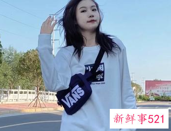 束脚裤配什么上衣