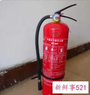 干粉灭火器正确用法