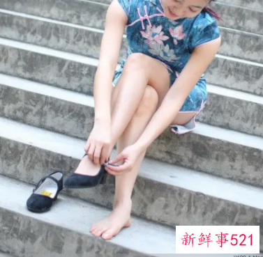 旗袍裙穿什么鞋