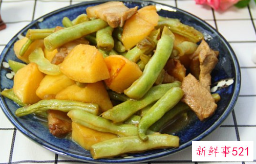 五花肉土豆芸豆炖