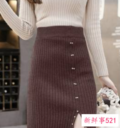 咖啡色半身裙百搭吗