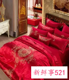 结婚必须铺红色床单吗