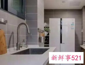 冰箱门对卫生间门有禁忌吗