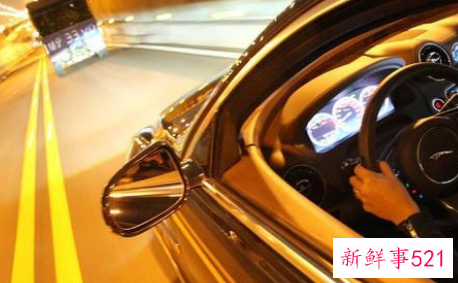 晚上开车危险吗
